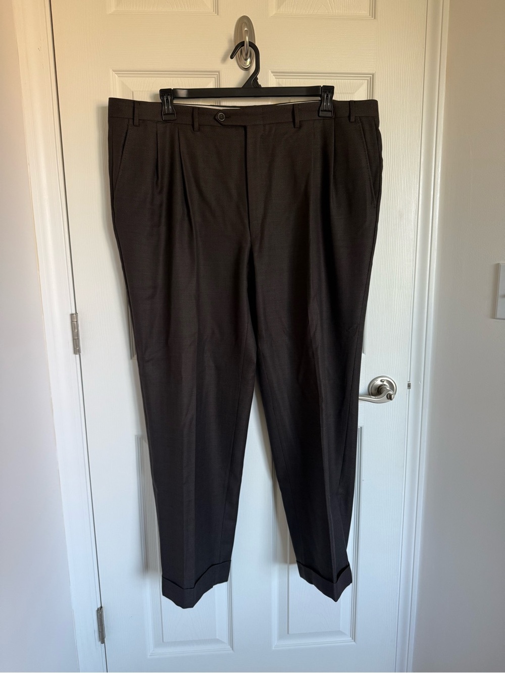 Men’s Canali Pleated Brown Wool Suit Dress Pants Size 42